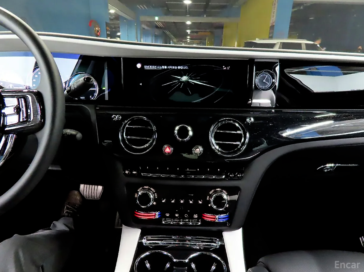 Rolls-Royce Ghost – 2022